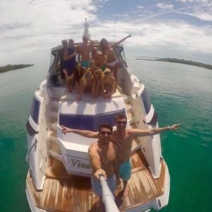 Meet your Posher, Taylor